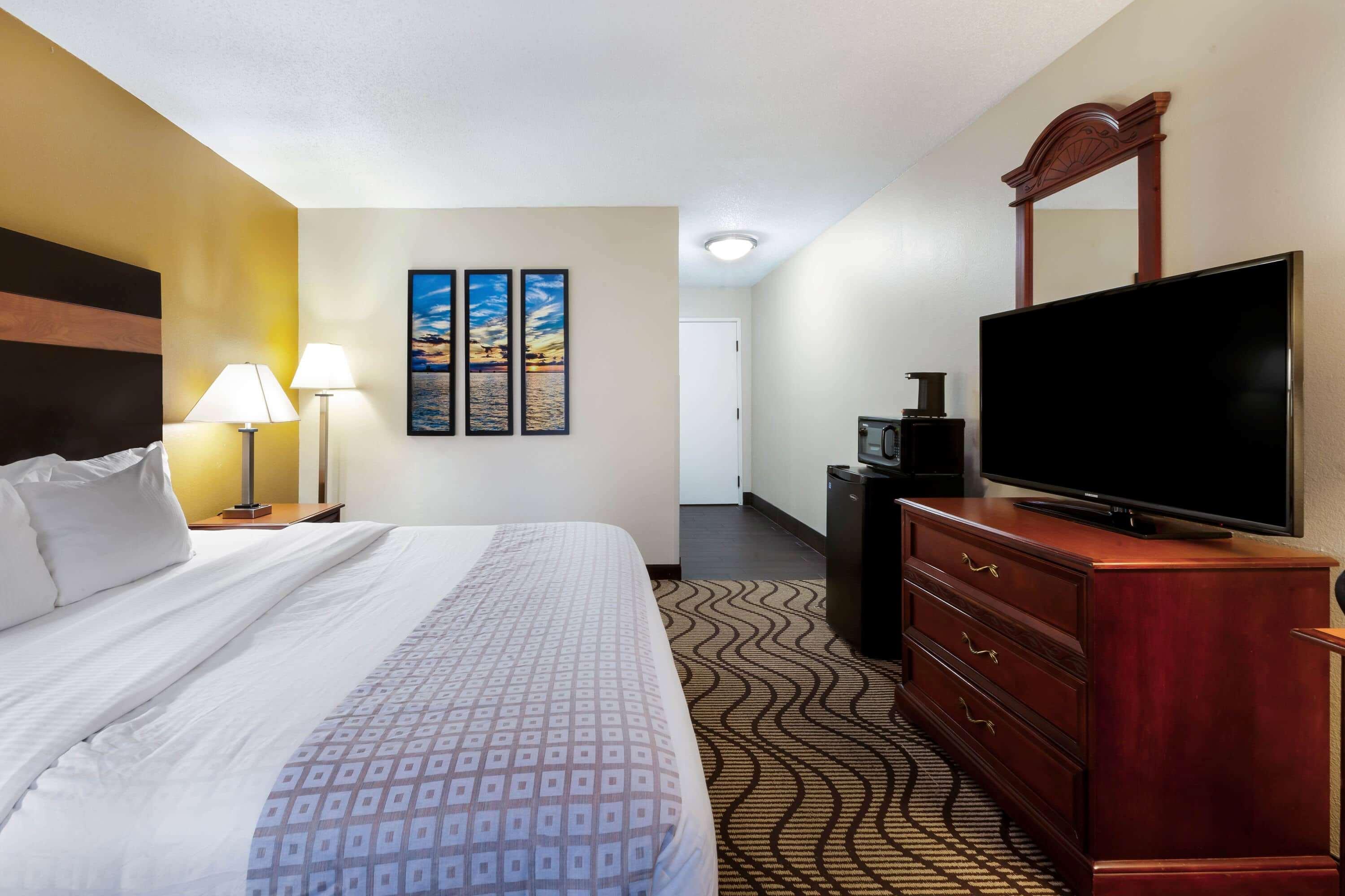 La Quinta Inn By Wyndham Sandusky Near Cedar Point Exteriör bild