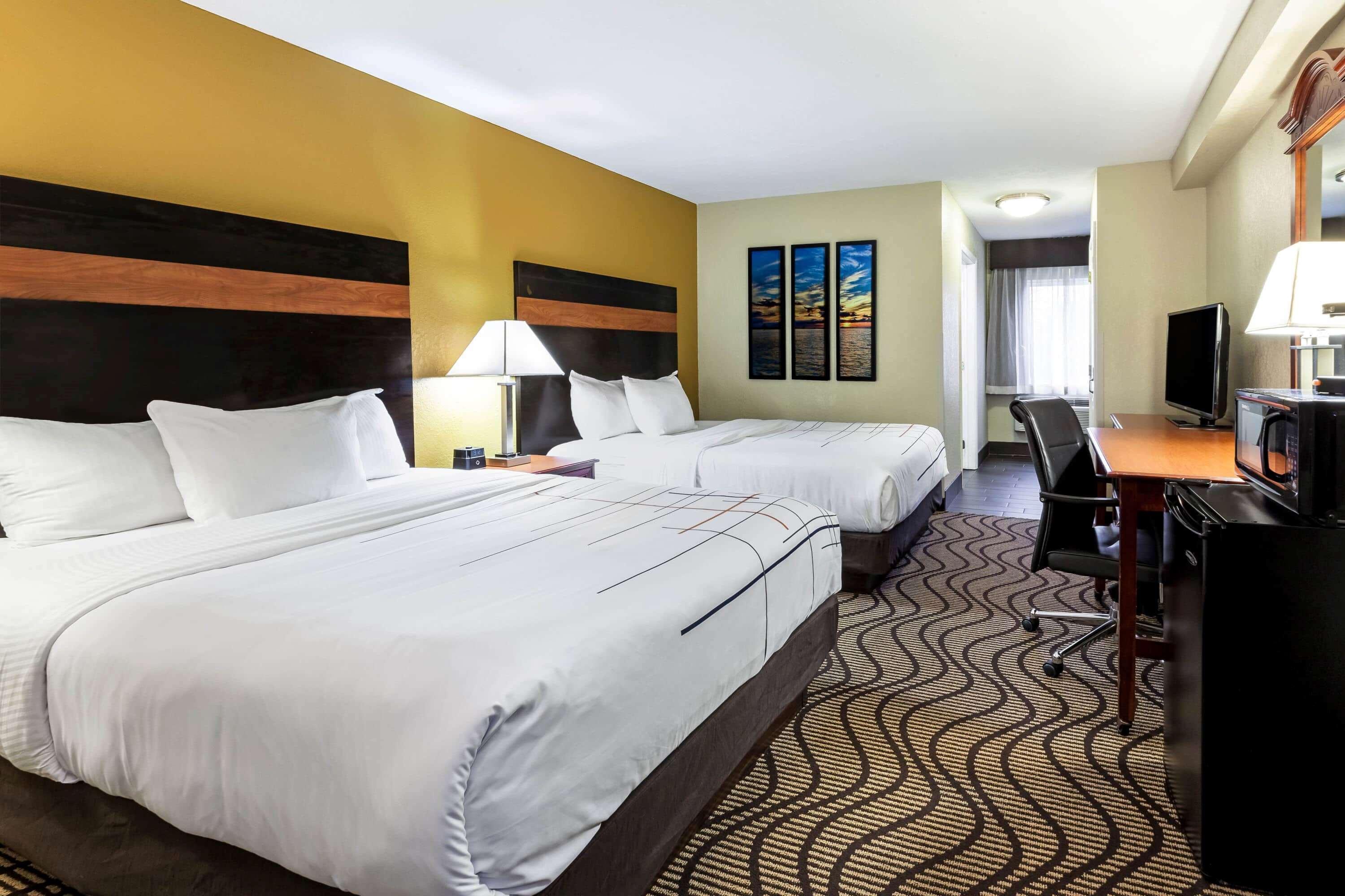 La Quinta Inn By Wyndham Sandusky Near Cedar Point Exteriör bild