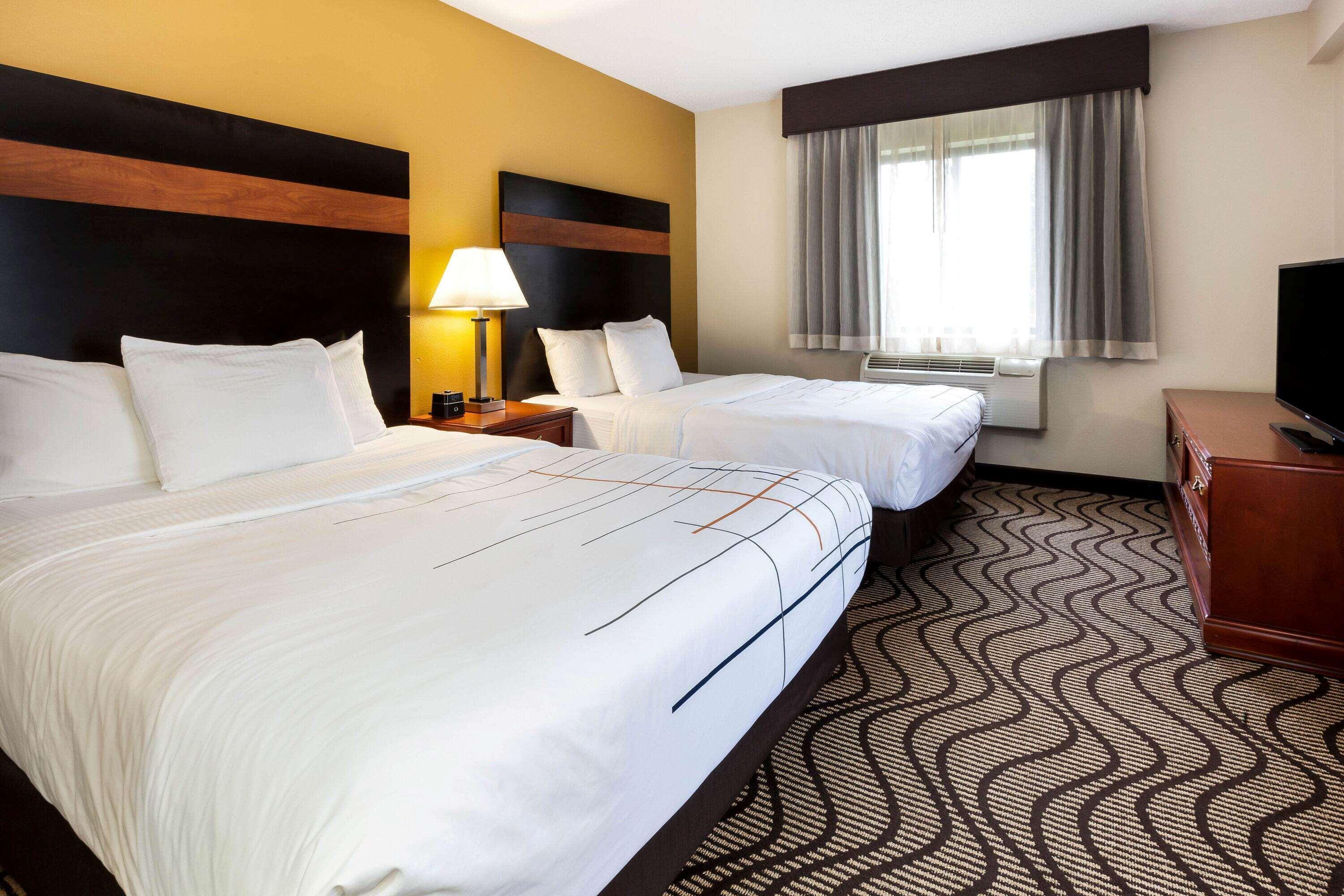 La Quinta Inn By Wyndham Sandusky Near Cedar Point Exteriör bild