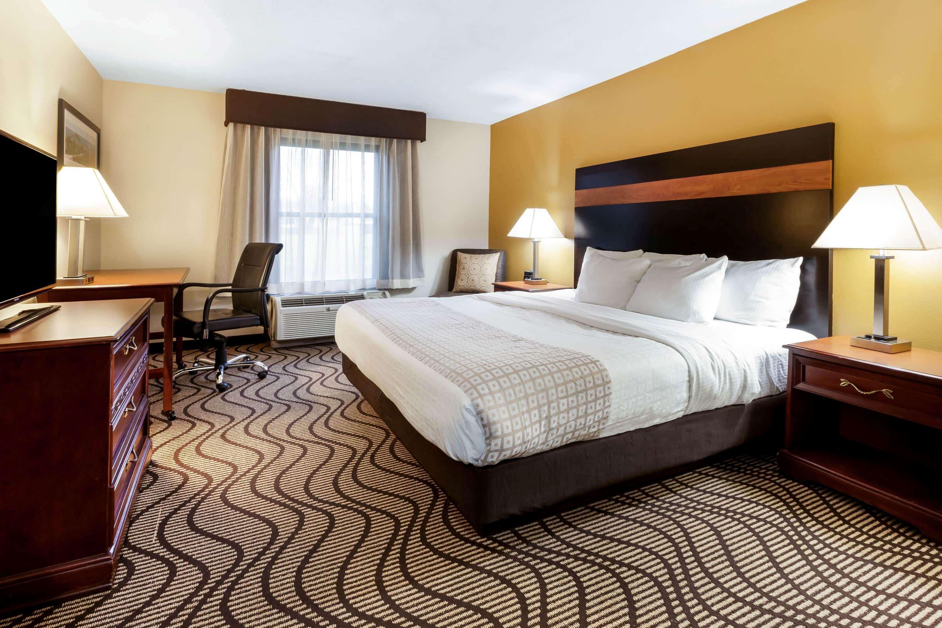 La Quinta Inn By Wyndham Sandusky Near Cedar Point Exteriör bild