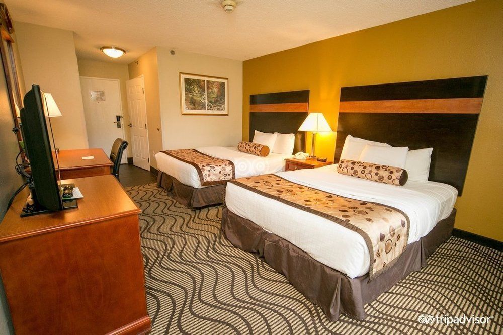 La Quinta Inn By Wyndham Sandusky Near Cedar Point Exteriör bild